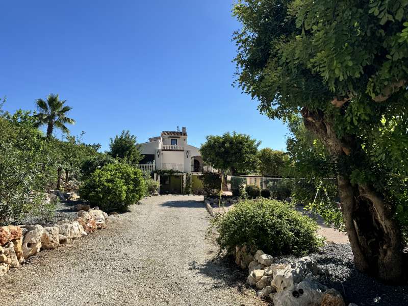 Garden path